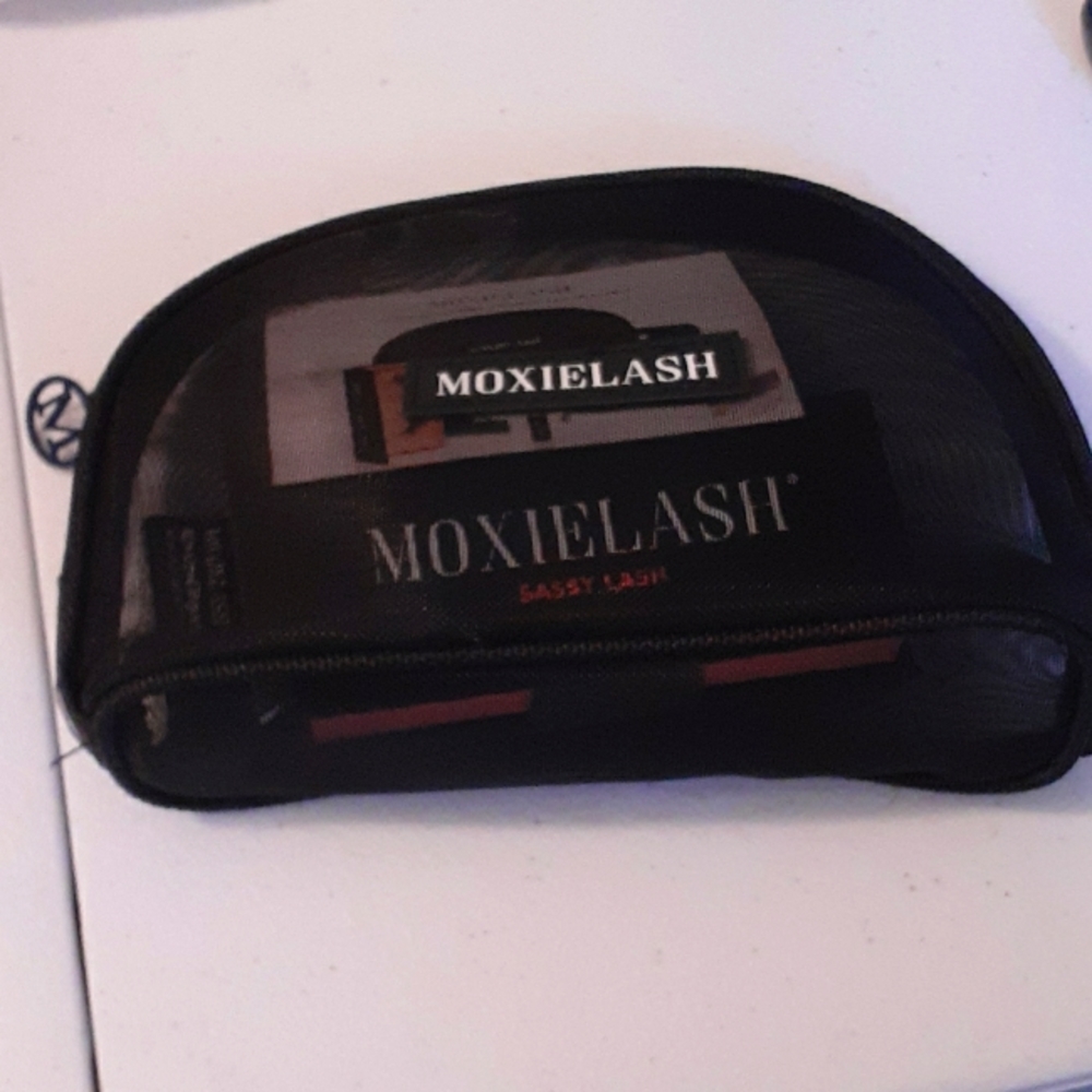 Moxie Lash Sassy Luxe Bundle